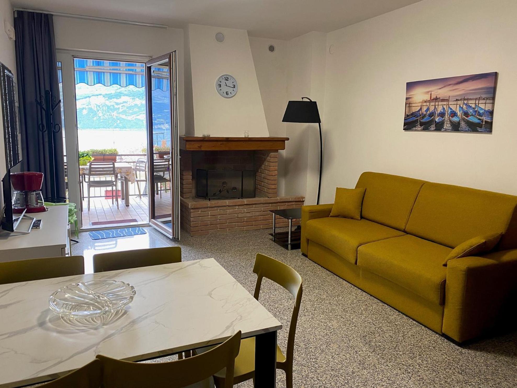 Casa Maya Brenzone sul Garda Eksteriør bilde